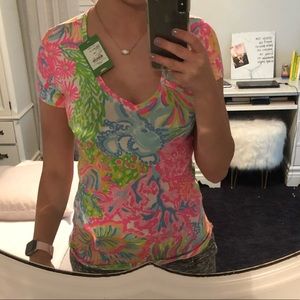 Printed Lilly Pulitzer Vneck top